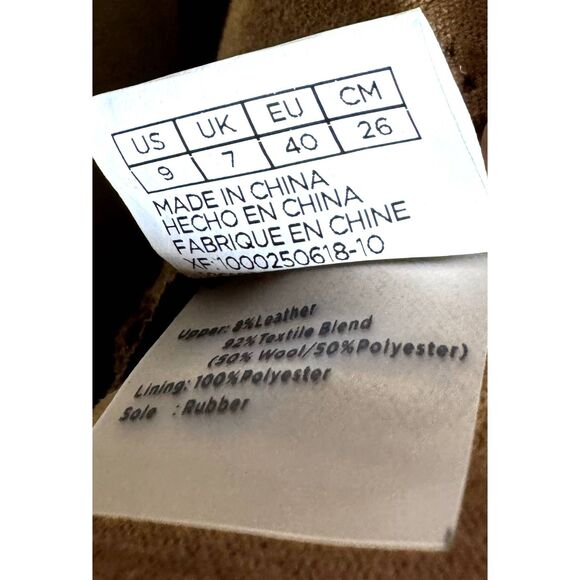 TOMS Red Black Plaid Ladies SZ 9 Bota Desert Boots Ankle Chukka Booties - Picture 3 of 10